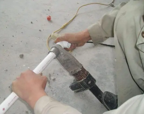 万秀漏水维修电话